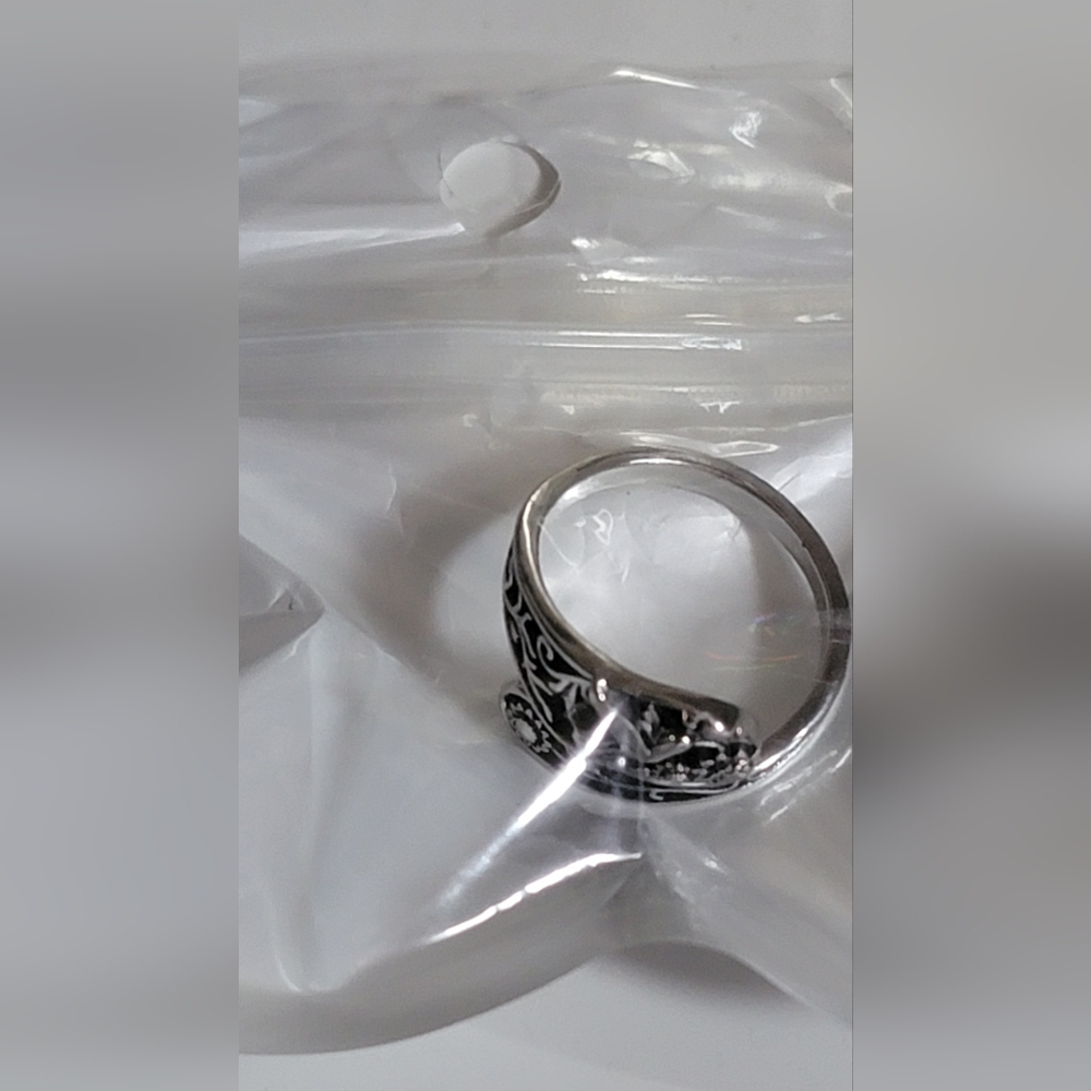 Silvertone Hummingbird Adjustable Ring - Picture 4 of 4